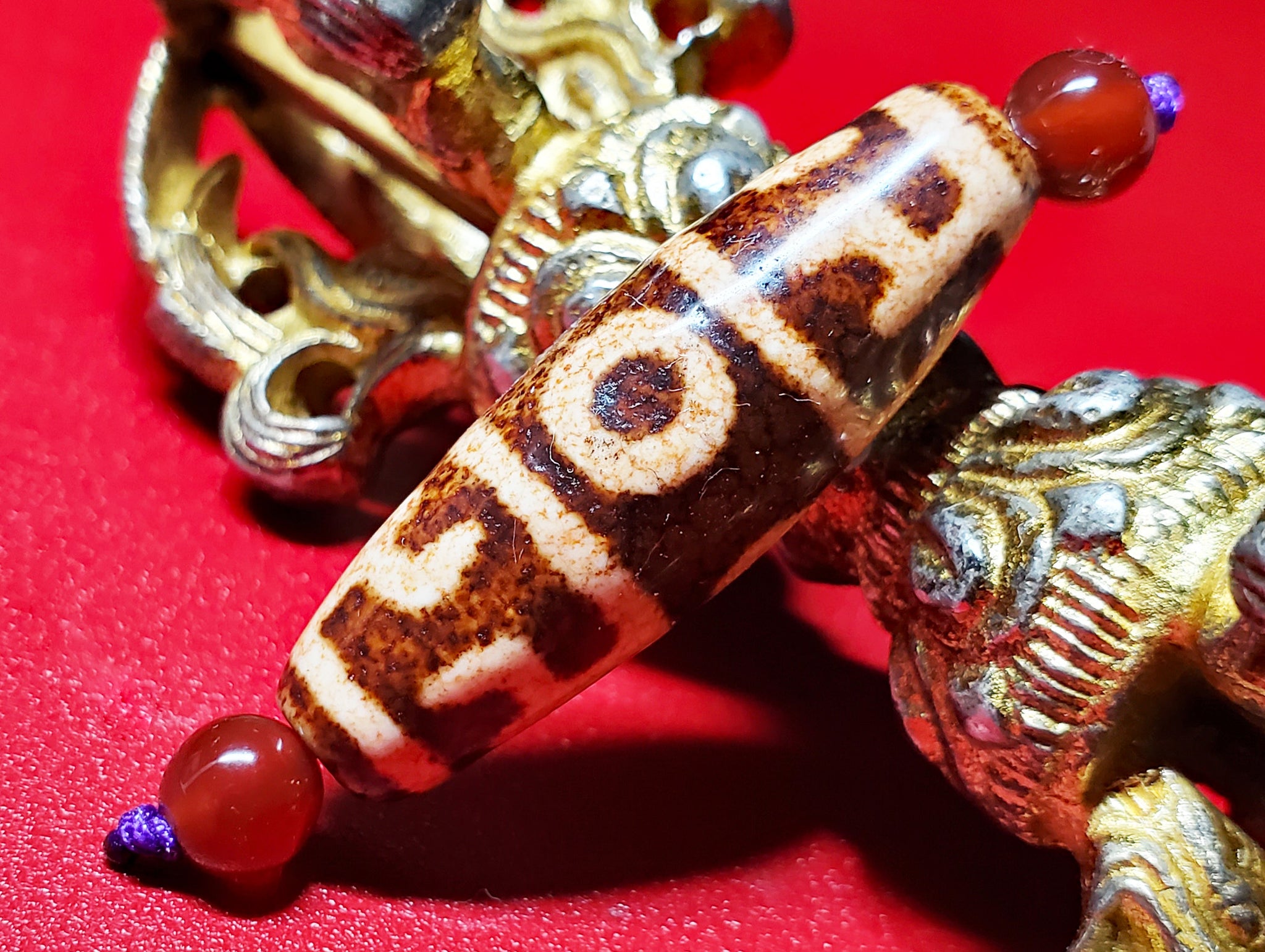 上肯天珠・蓮師法器天珠 – 天然石の店 ふうちゃん