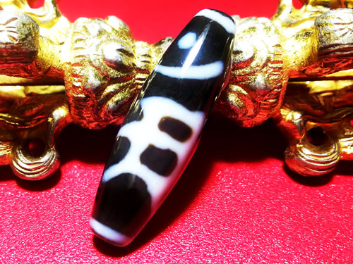 アン・普賢菩薩・龍眼梵字天珠・至純高級天珠／約12×38mm前後