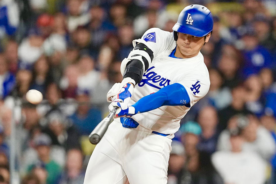 大谷翔平、衝撃の1号…131メートルの特大弾 本拠地騒然、