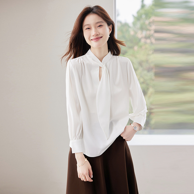 cen.ボウタイブラウス リボン付きホワイトブラウス セール】 【入卒