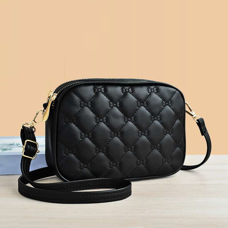 量産型 キルティング模様の上品ミニショルダー バッグ|量産型専門通販