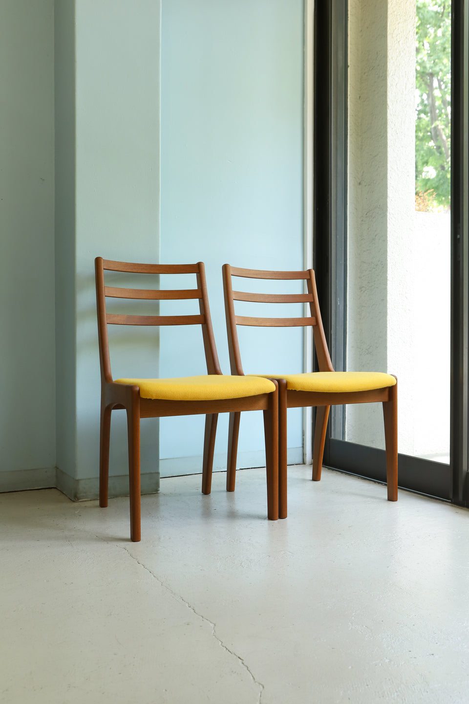 ②】ラダーバックチェア ヴィンテージ オーク材 無垢材 民芸家具 ②