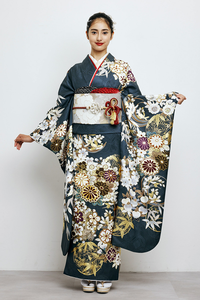 MK-1506】深緑に映える華やかな花柄が美しい振袖 | MK振袖スタイル