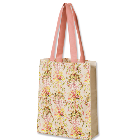 ヴェルサイユ宮殿監修! 初のアイテム付きブック マリー