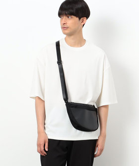 サフィアーノ 型押し ワンショルダーバッグ（47-89XG05-204