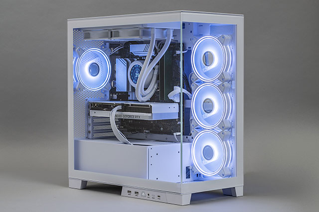 ストームに新型ケース登場！鏡界 PG-Kシリーズが発売開始｜ゲーミング