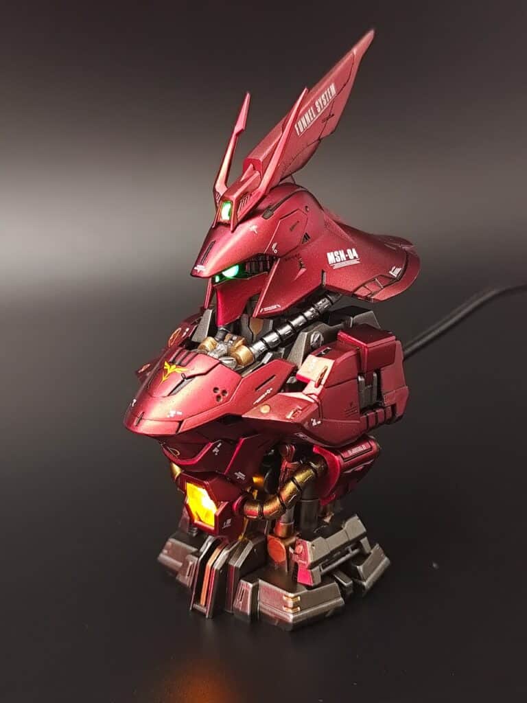 MSメカニカルバスト サザビー 完成：LED改造とキャンディ塗装の魅力
