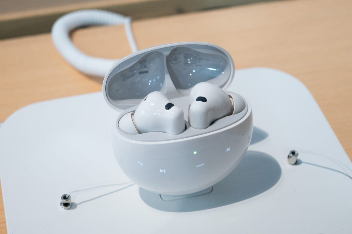 ファーウェイ、ノイキャン強化の完全ワイヤレス「FreeBuds 7i」。約1.3