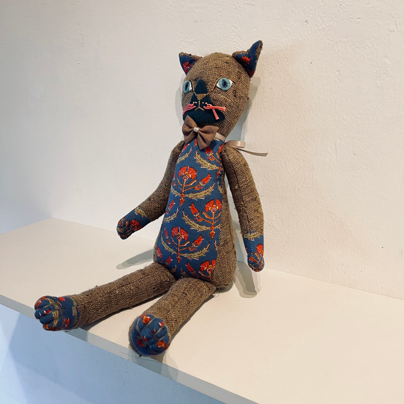 ぬいぐるみ ねこ / 波津あゆ子 – Gallery John -Kamakura-