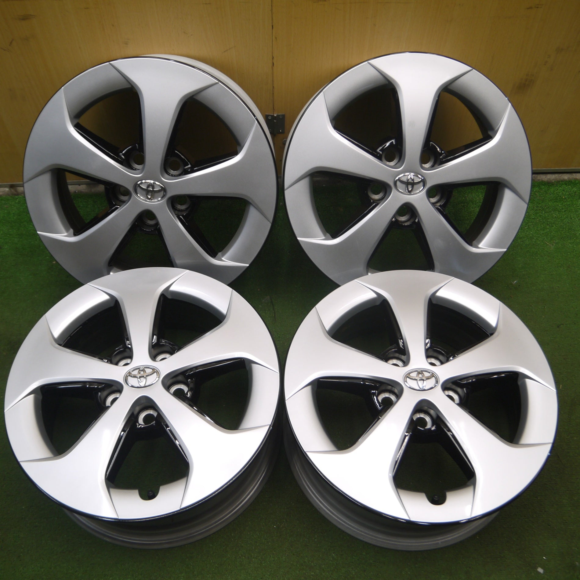 送料無料* 新車外し☆トヨタ 30系 プリウス 純正 ホイール 15インチ 15