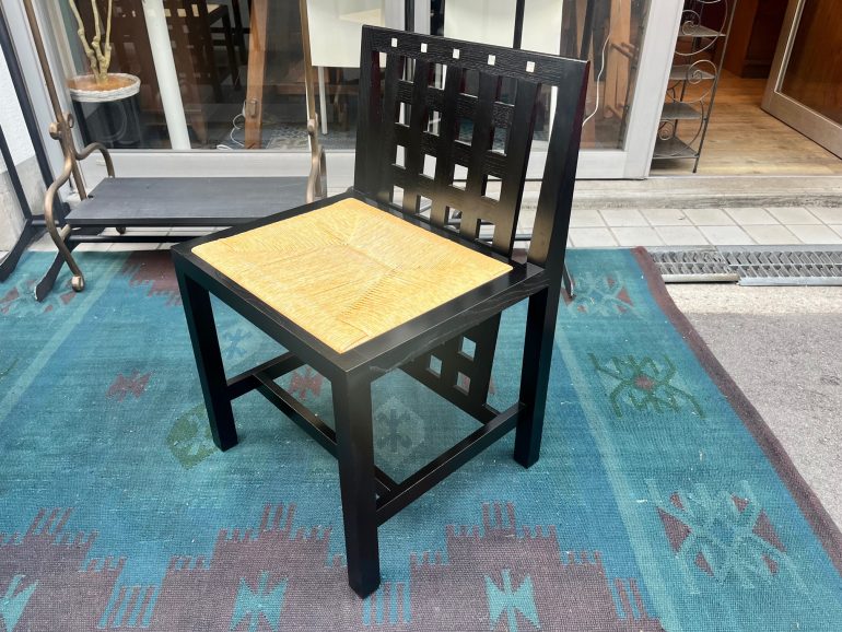 Cassina(カッシーナ)社／DS3 ／チャールズ・レニー・マッキントッシュ