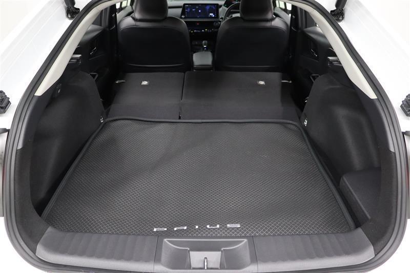 プリウス Z（481022720246）の中古車 | トヨタ認定中古車 | トヨタ