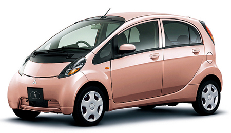 アイ(2010年8月～2012年7月) T| トヨタ自動車のクルマ情報サイト‐GAZOO