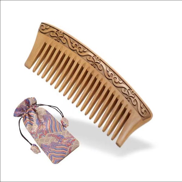 0422118 桃の木素材櫛57.6＊144.4ミリ