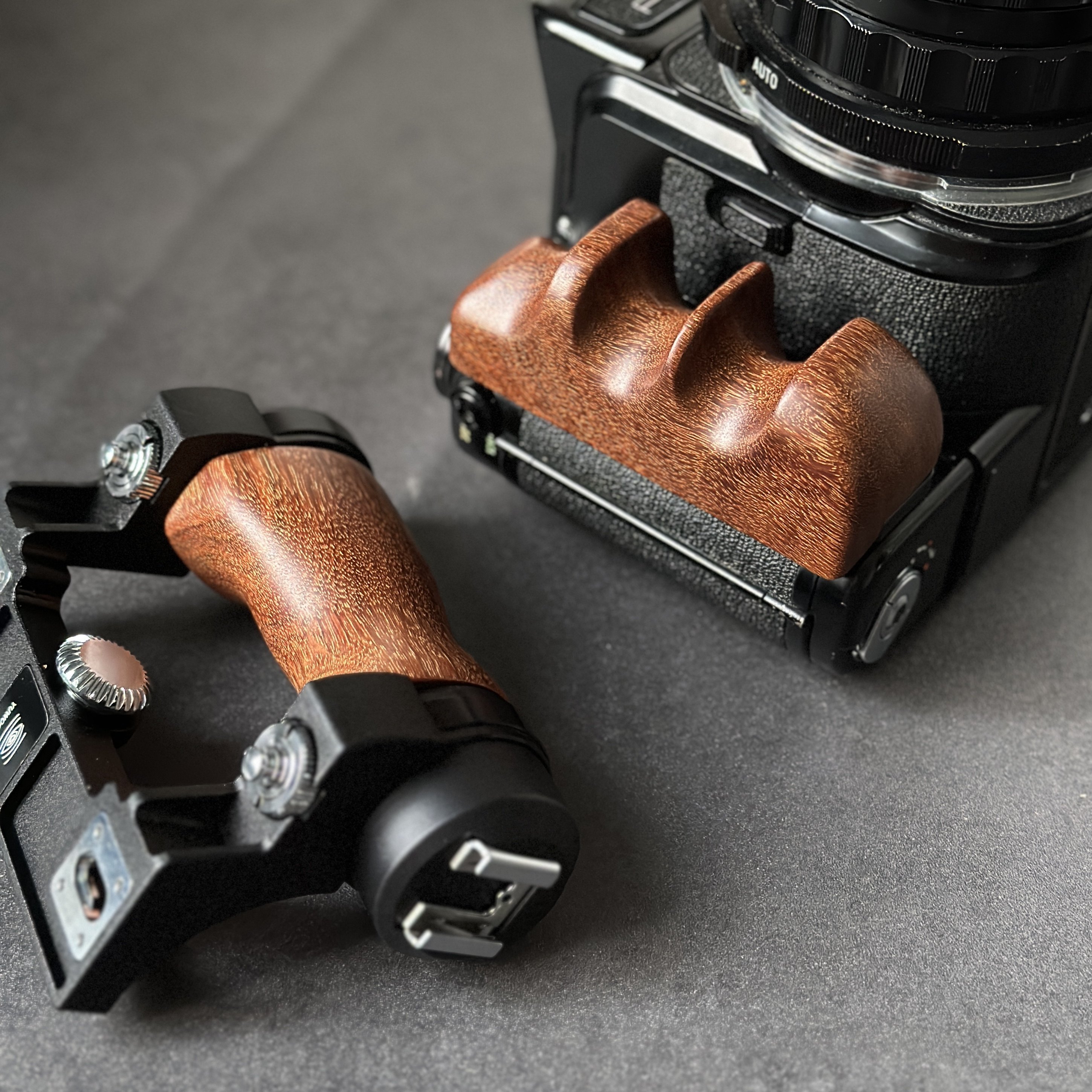 Wood Camera Hand Grip For Pentax 67 6X7 6*7 Left and Right Handle