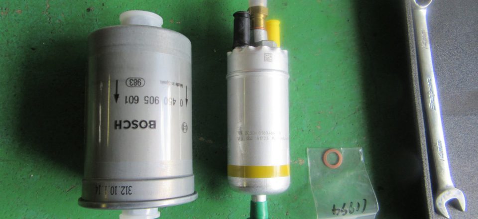 ボルボ240 フューエルポンプ・フューエルフィルター交換 – 宮城県