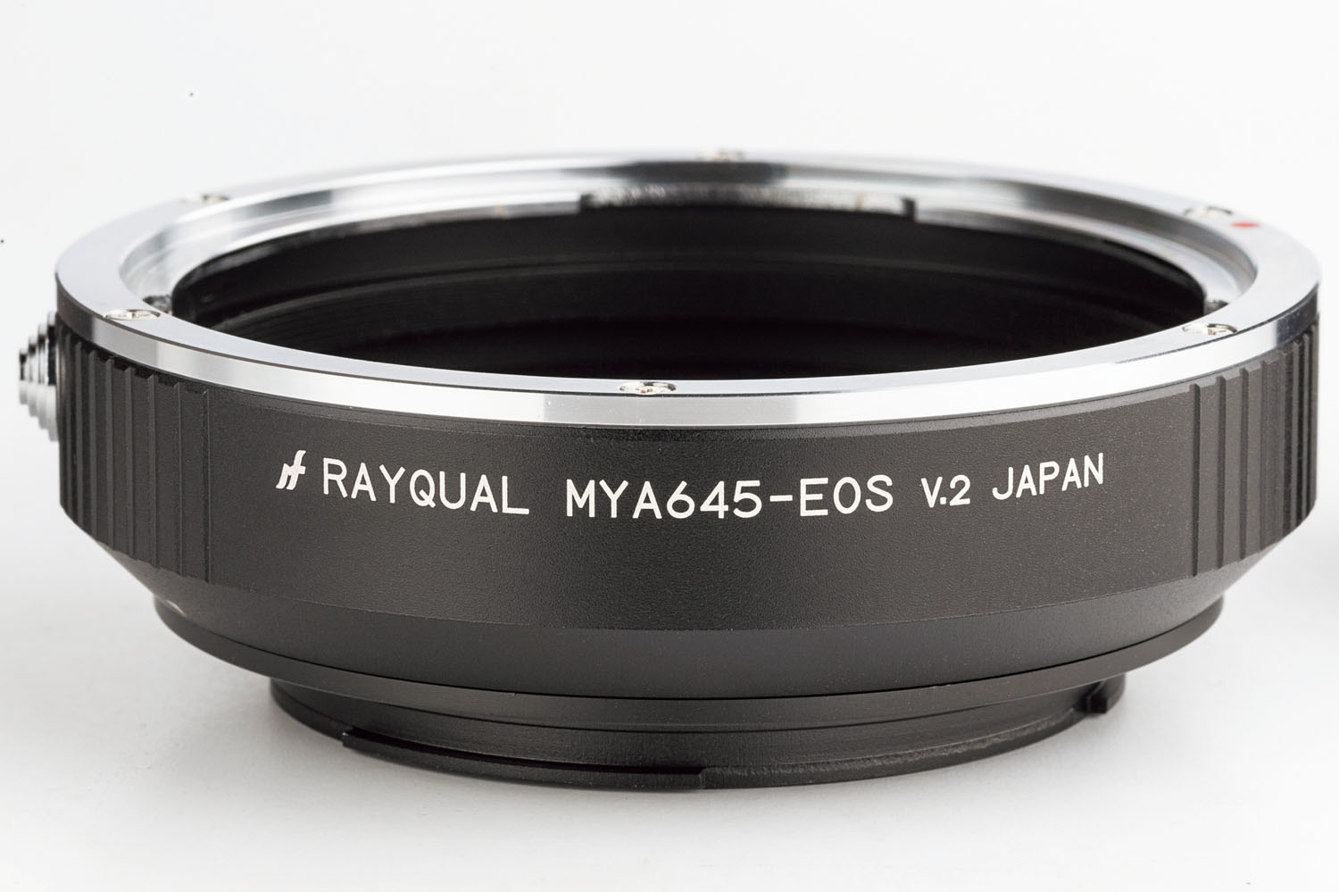 柔らかなボケ味と高解像を両立する中判レンズ Sekor C 80mm F1.9