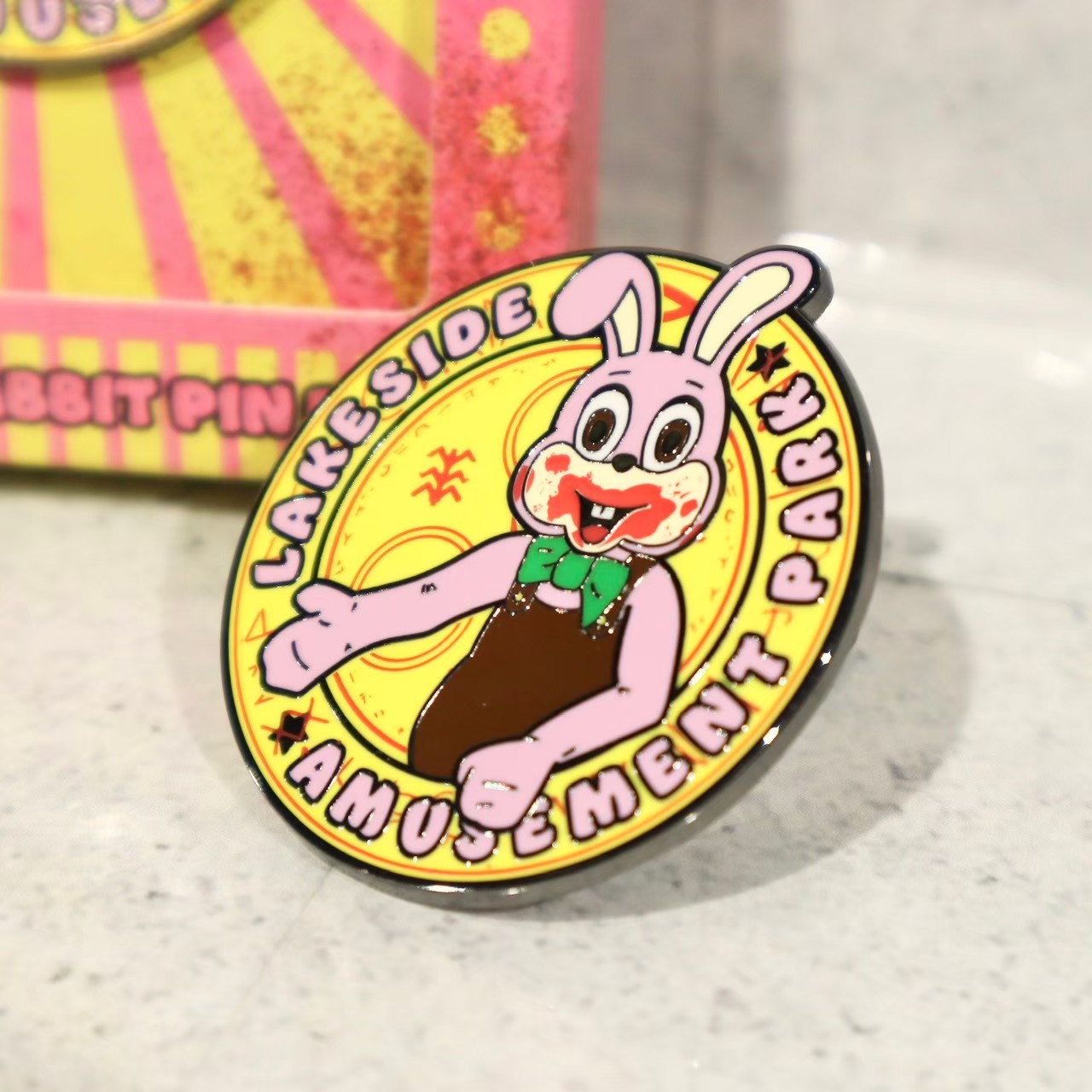SILENT HILL ロビー・ザ・ラビット ピンバッジ（シリアルナンバー入り