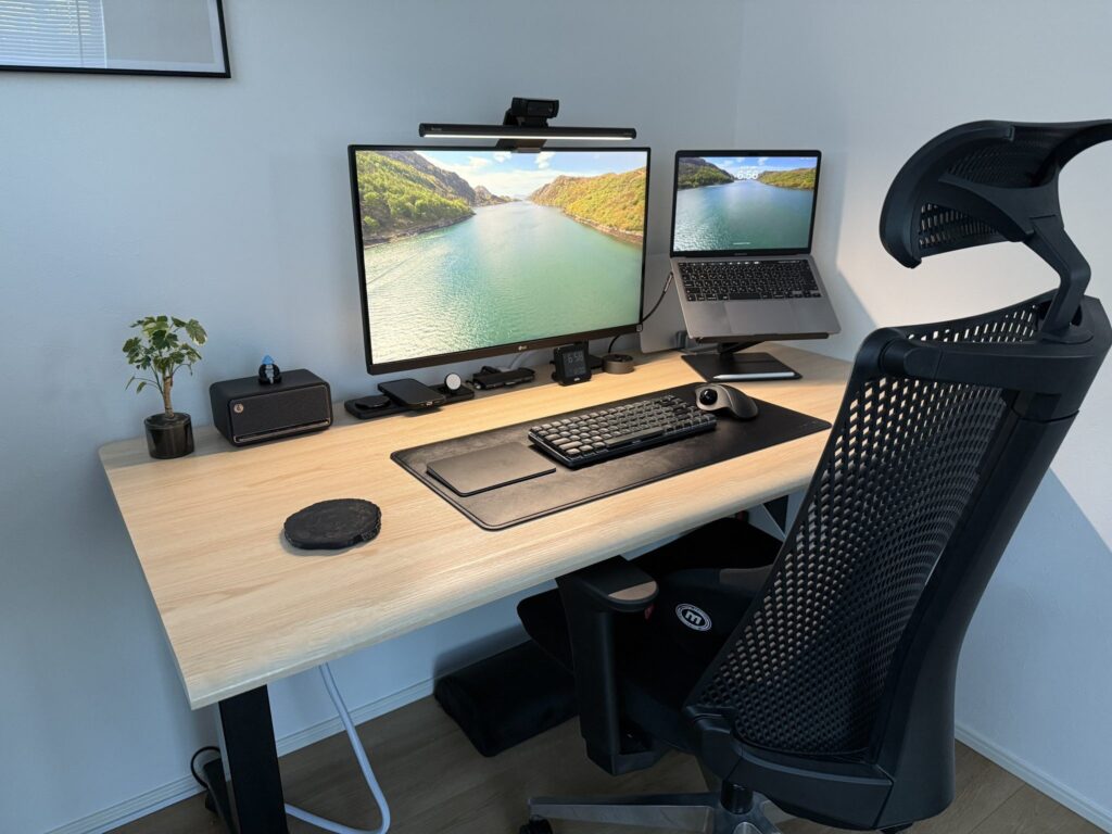 Native Union DESK LAPTOP STANDをレビュー！海外風の格好良いデスクを