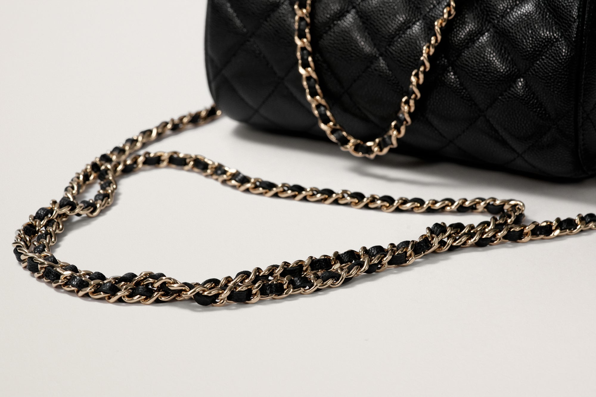 CHANEL チェーンショルダーバッグ – GINZA SATAKE