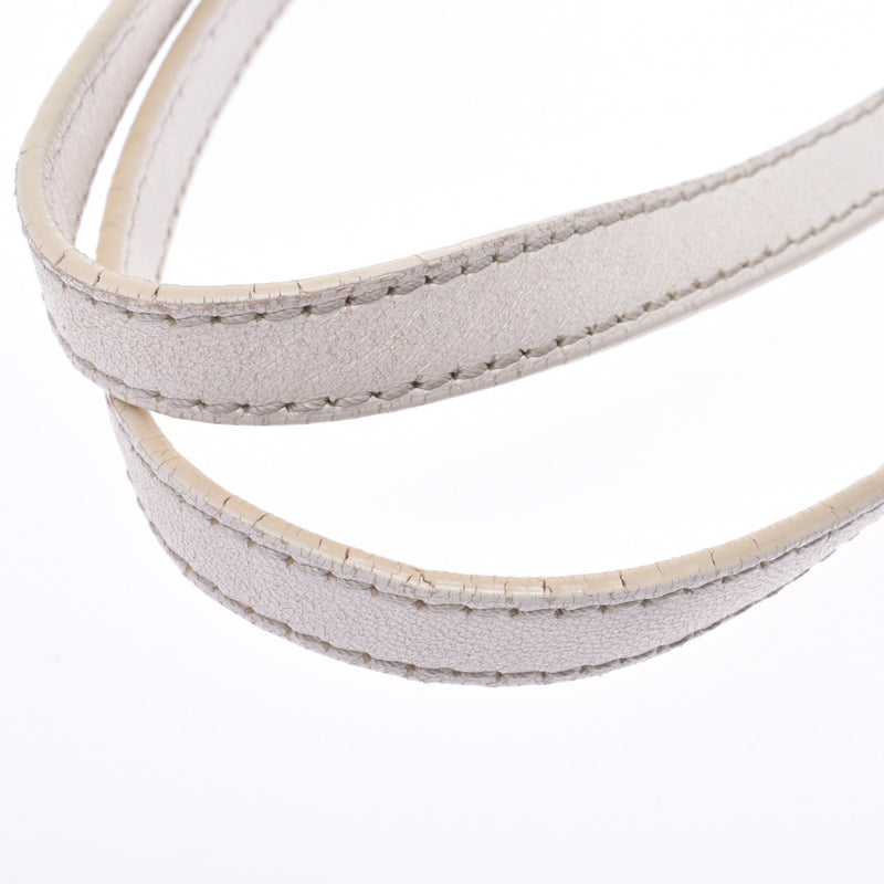 ジミーチュウサシャM スタースタッズ 白 マルチスタッズ ユニセックス