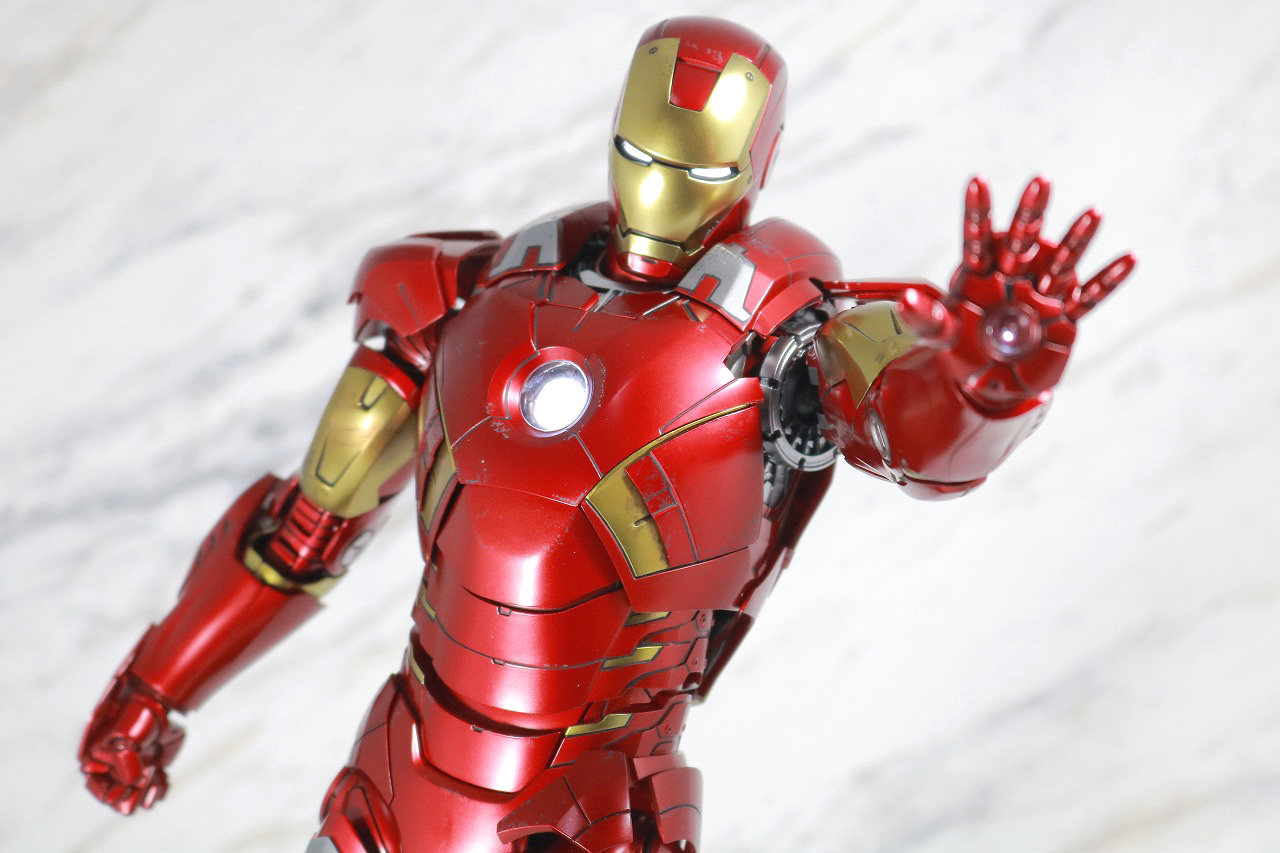 ホットトイズ新作！アイアンマン マーク7 ブラック＆ゴールド版が