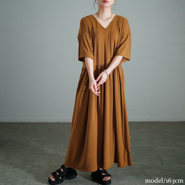 大きいサイズ レディース 胸タックギャザー切り替えワイドワンピース