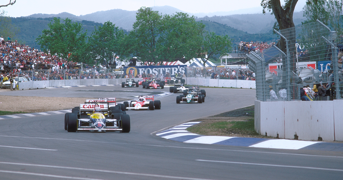 王座獲得目前、まさかのタイヤバースト｜記憶に残るマンセルの名勝負8