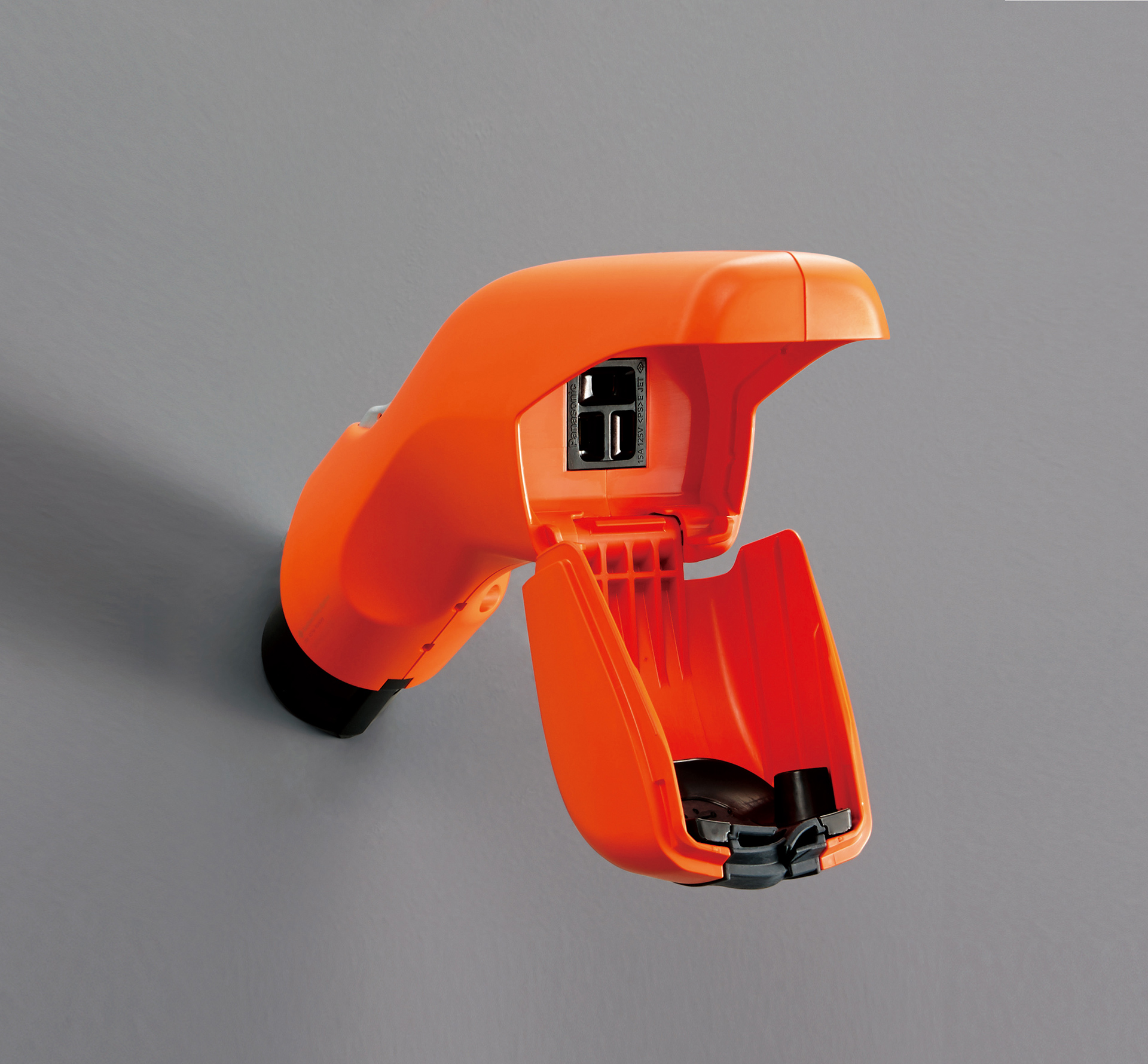 アクセサリーコンセント (ヴィークルパワーコネクターコンセント部