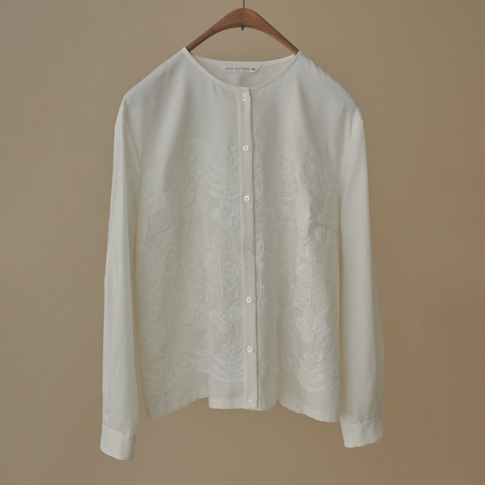 swing garden クルーネックブラウス - minä perhonen