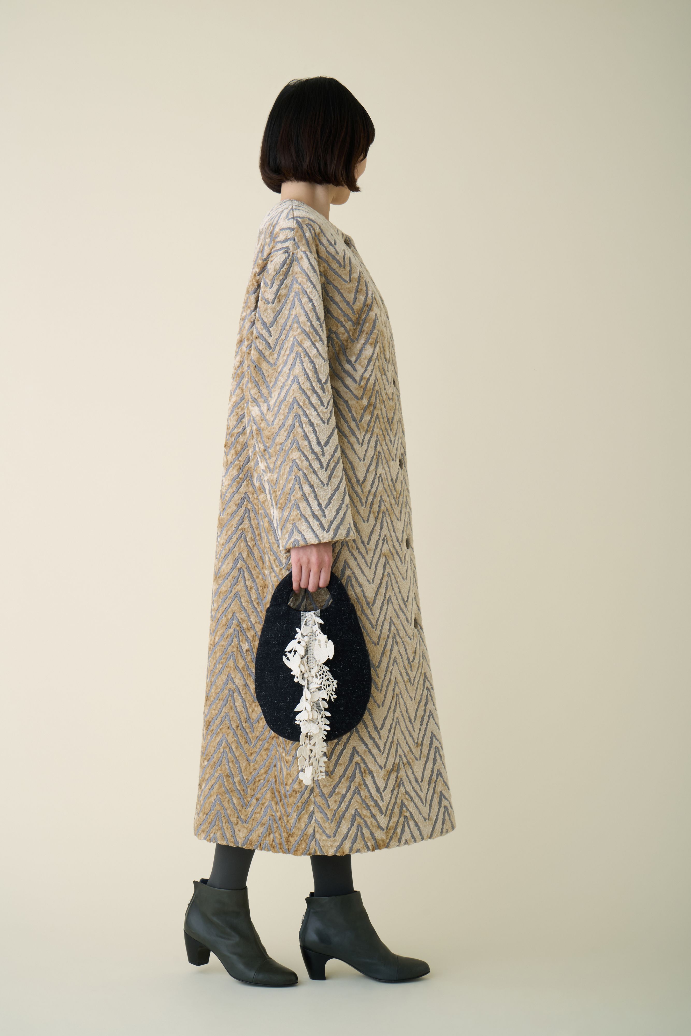 特別アイテム発売のお知らせ。12月13日～ - minä perhonen