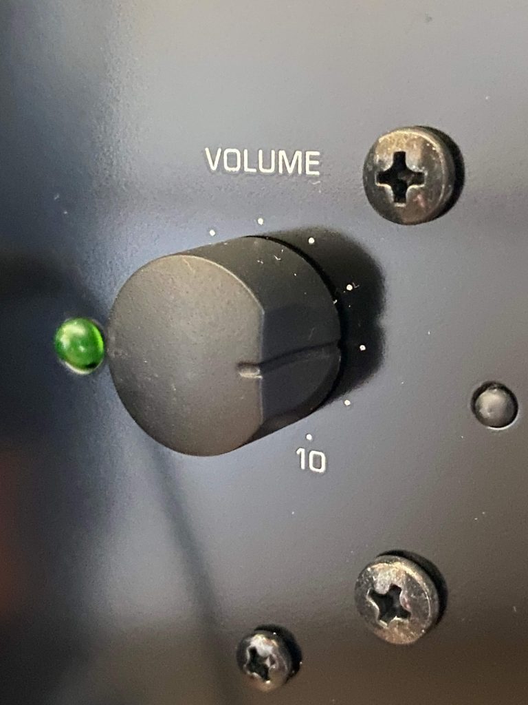 ヤマハのサブウーファー NS-SW050レビュー！カタログ上で一番安いが