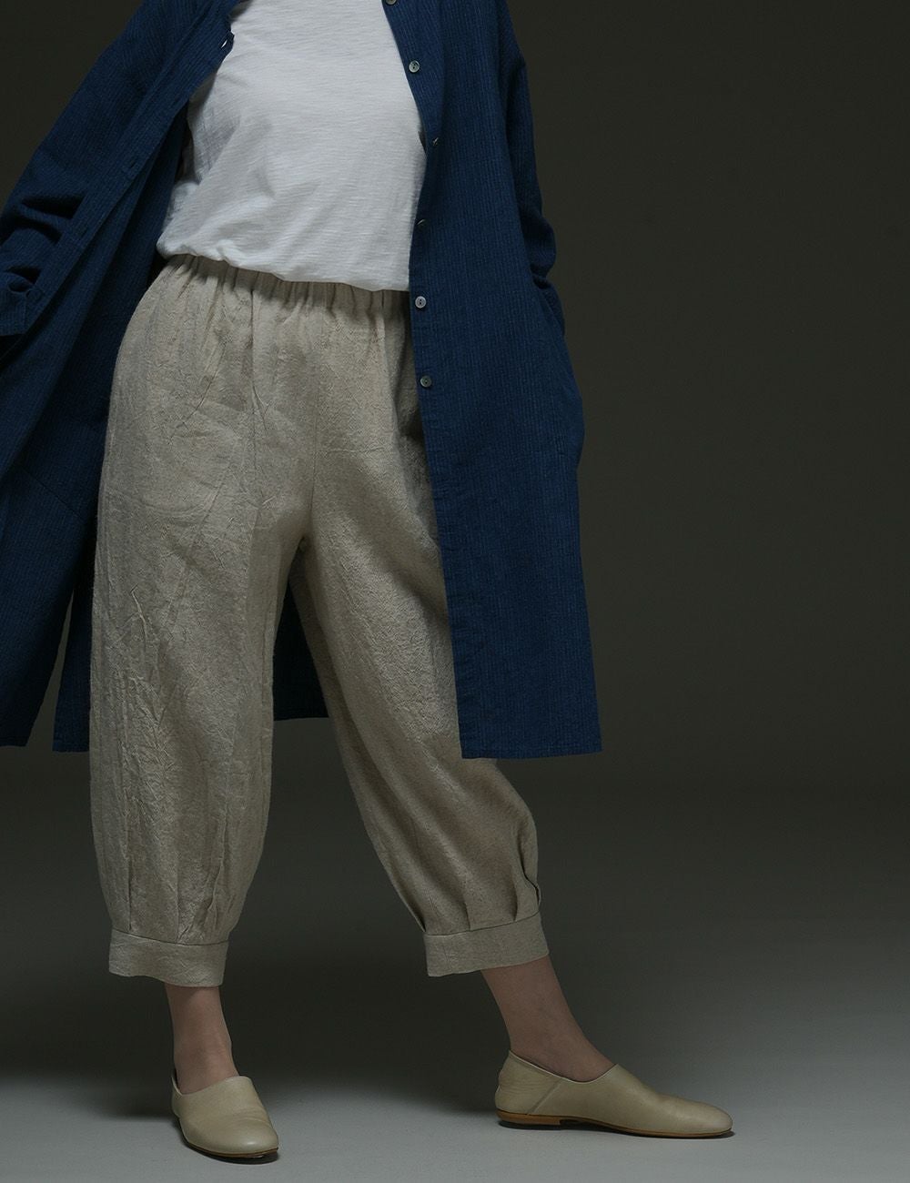 麻キャンバスパンツ西海子（さいかち） | 石見銀山 群言堂オンラインストア