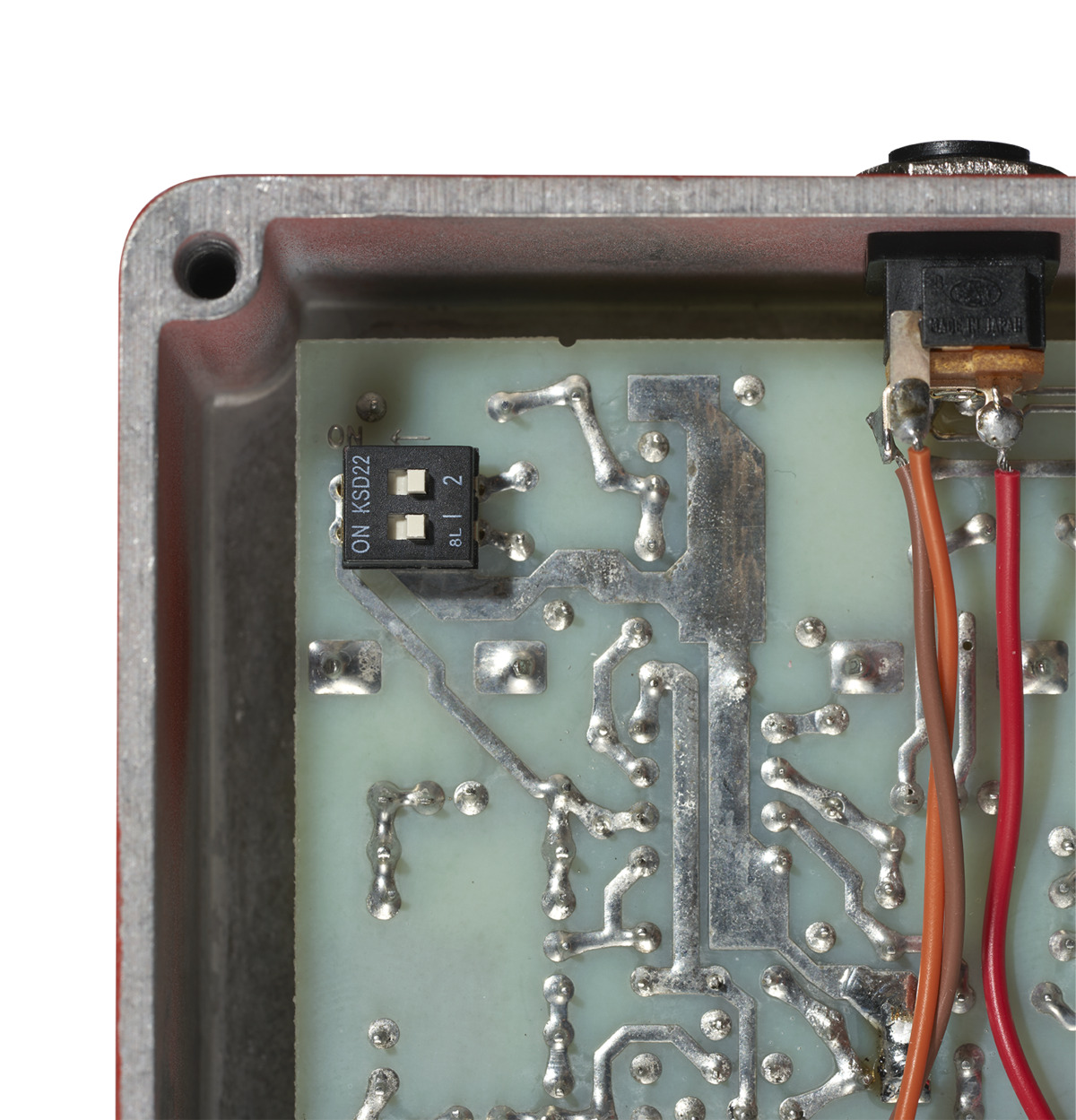 FREE THE TONE RED JASPER｜2018年に惜しまれつつも生産を終了した