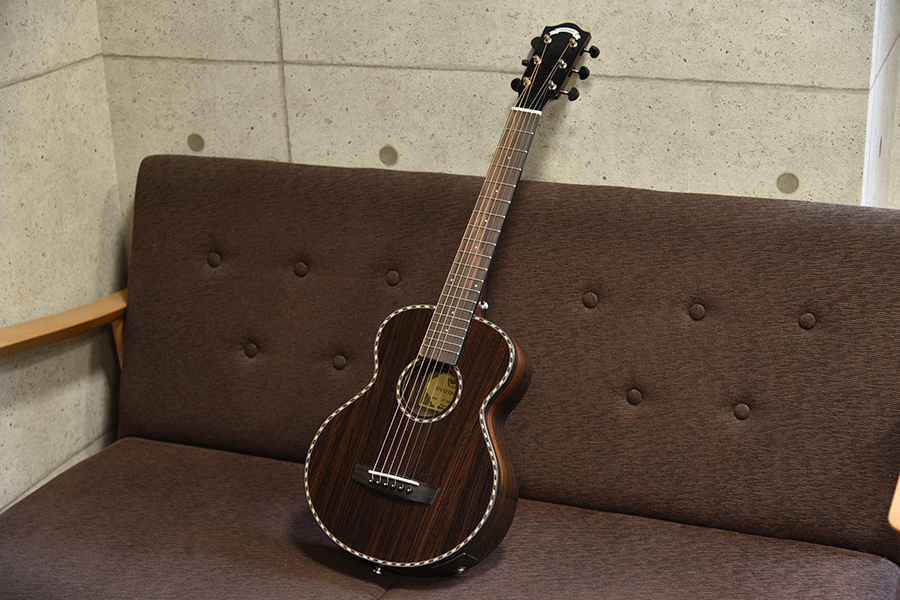 トラベルギター】Headway HT-BEETLE Series｜気軽に持ち運べるサイズ