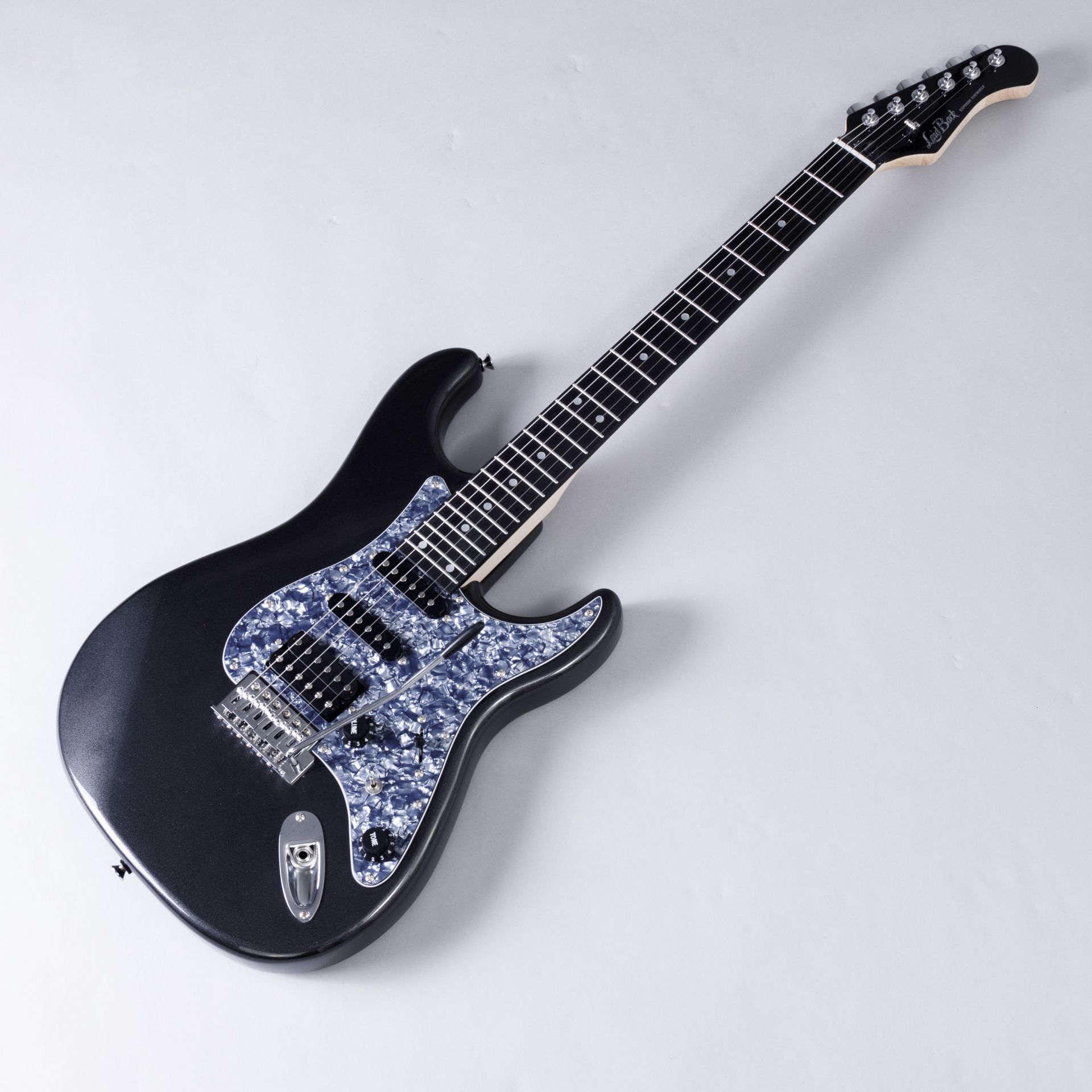 エレキギター】Laid Back LST-3HZ｜638mmスケール、ロック式ペグの採用