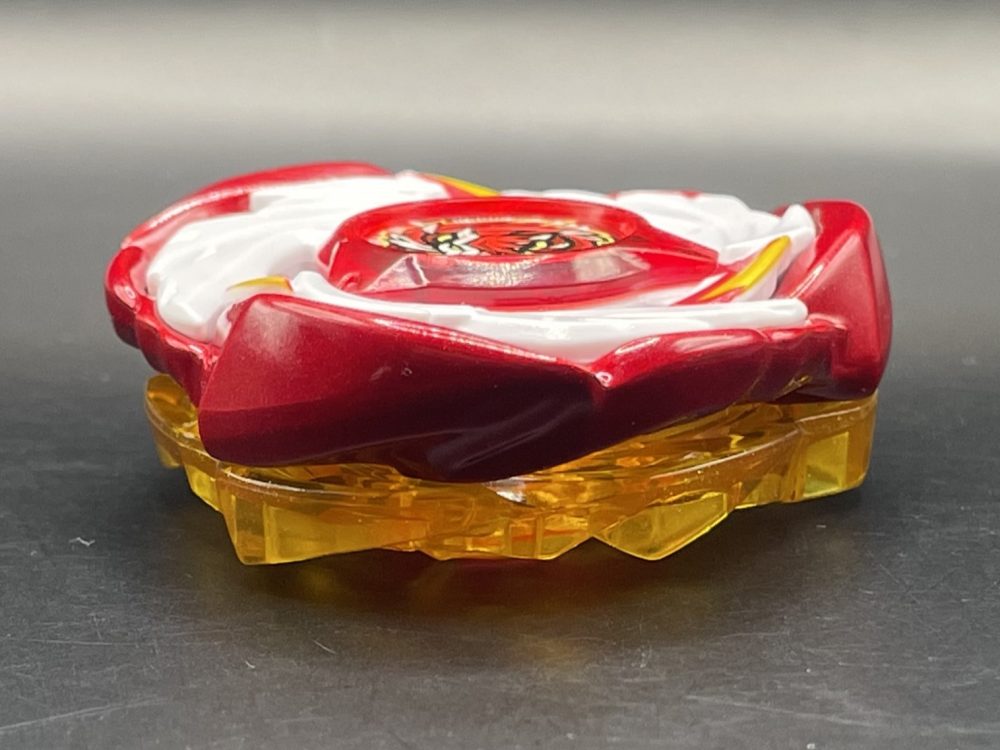 ベイブレードX】ペガサスブラストATr メタルコート:レッド 開封