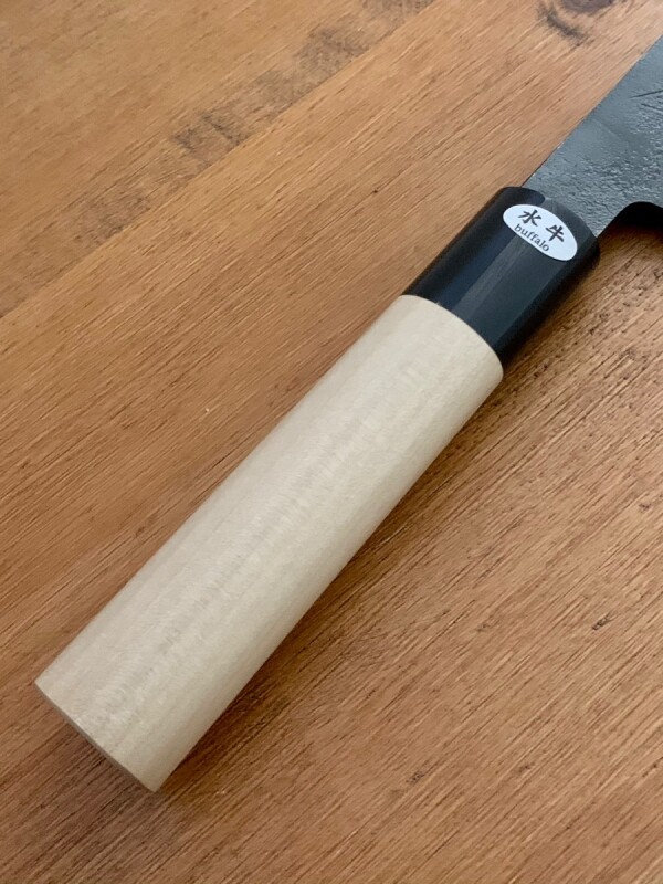 三条 日野浦刃物工房 味方屋 和牛刀 黒打梨地 白紙2号鋼 水牛鎬朴柄