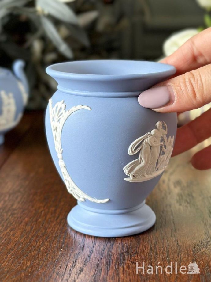 ウェッジウッド（Wedgwood）のジャスパーウェア、ペールブルー色の
