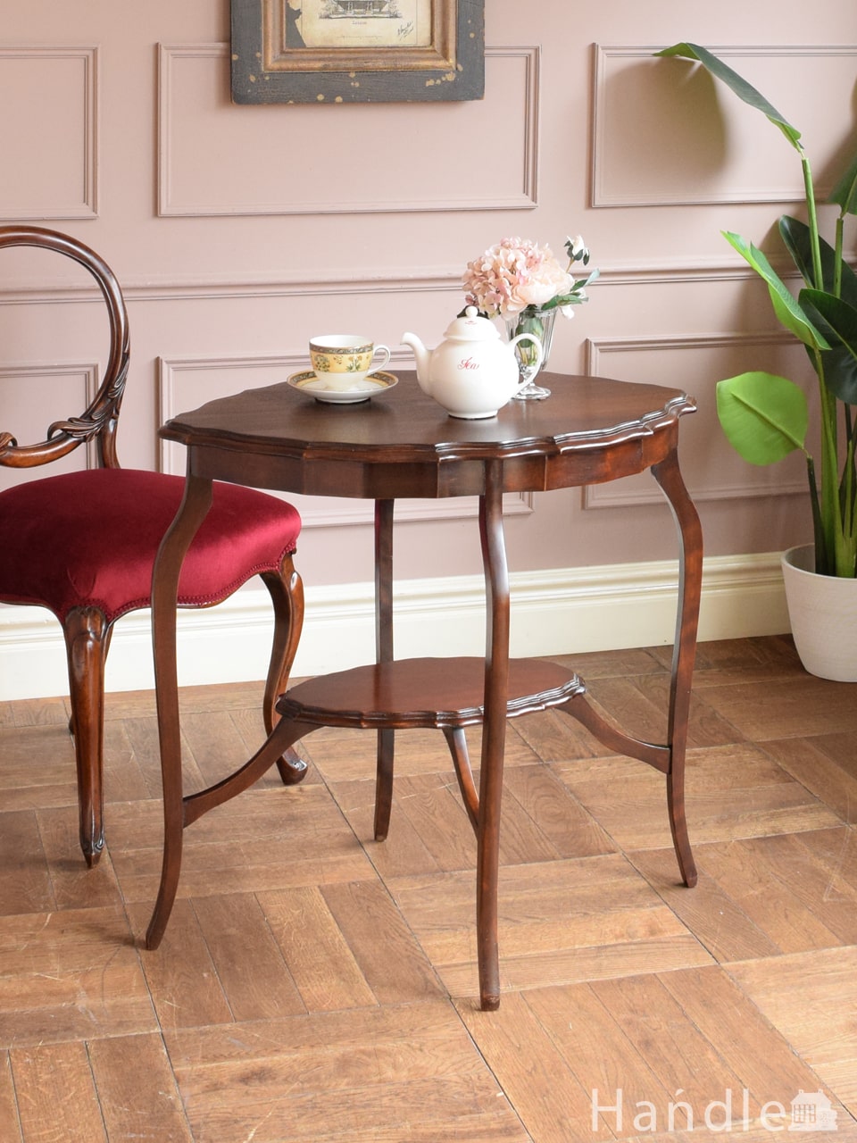 イギリスから届いたマホガニー材のオケージョナルテーブル、天板の