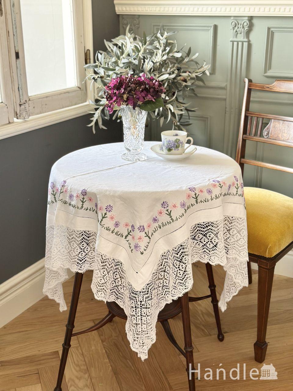 お花模様のクロッシェレースのコースター、フランスから届いた