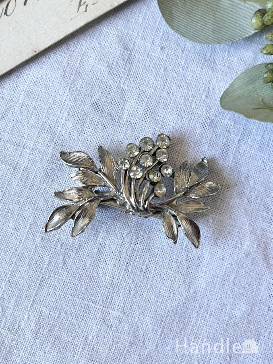 イギリスから届いたおしゃれなアクセサリー、アンティークのセルロイド