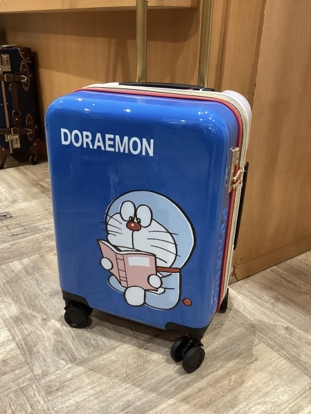 グランサックス | 新入荷！ドラえもんスーツケース！ | SHOP NEWS｜洛