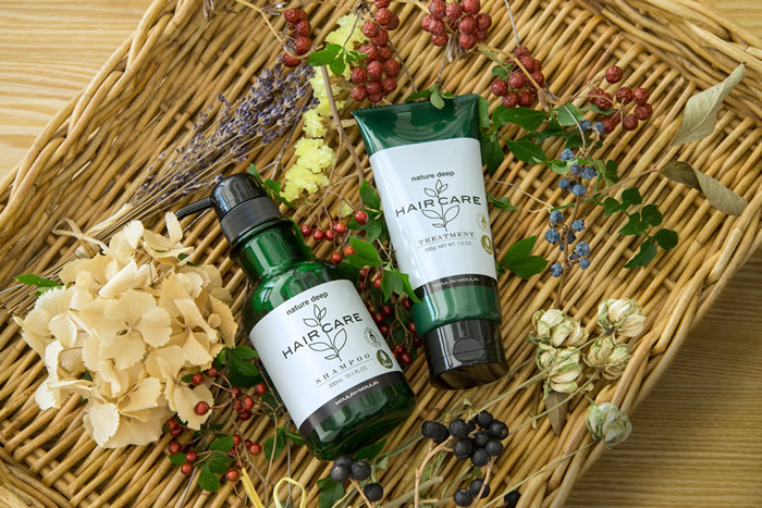 ネイチャーディープ ツヤ髪シャンプートリートメント』ヘアカラーの