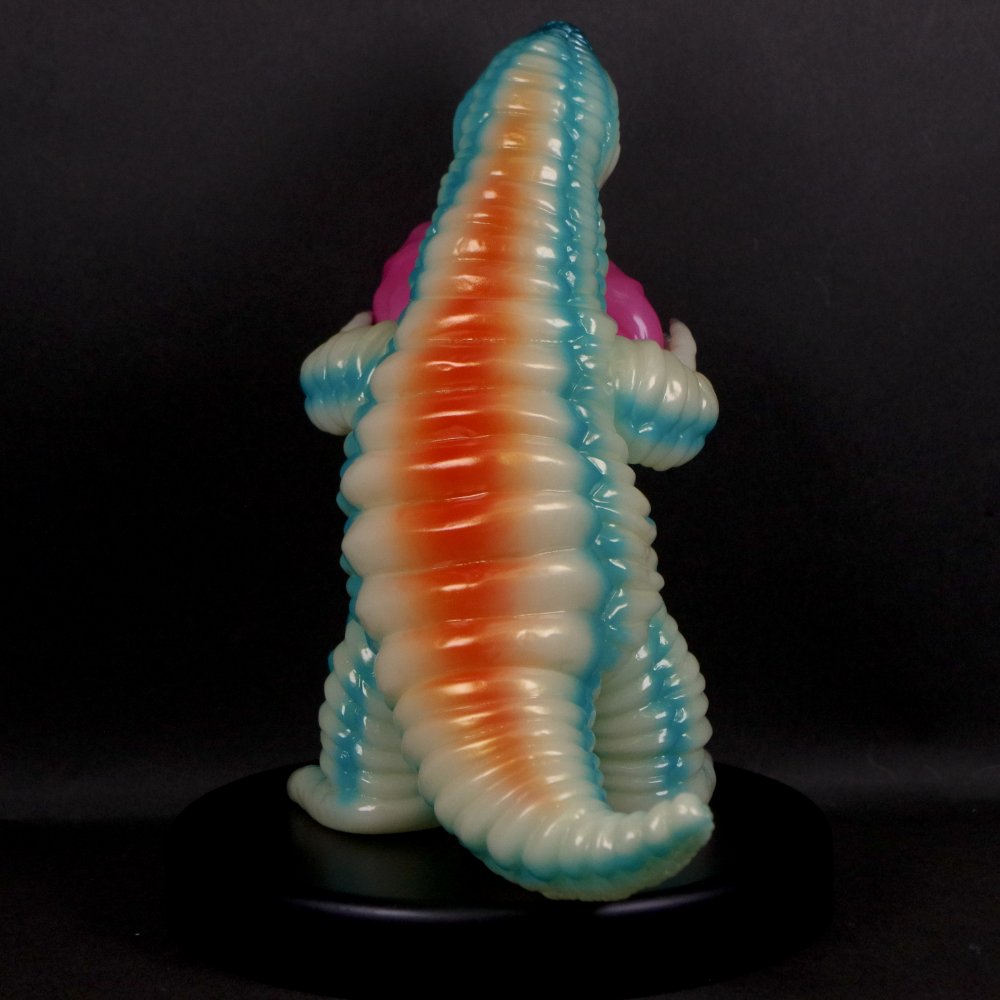 1月22日(水)18時より抽選開始】【STRANGE GALLERY】レッドキング(蓄光