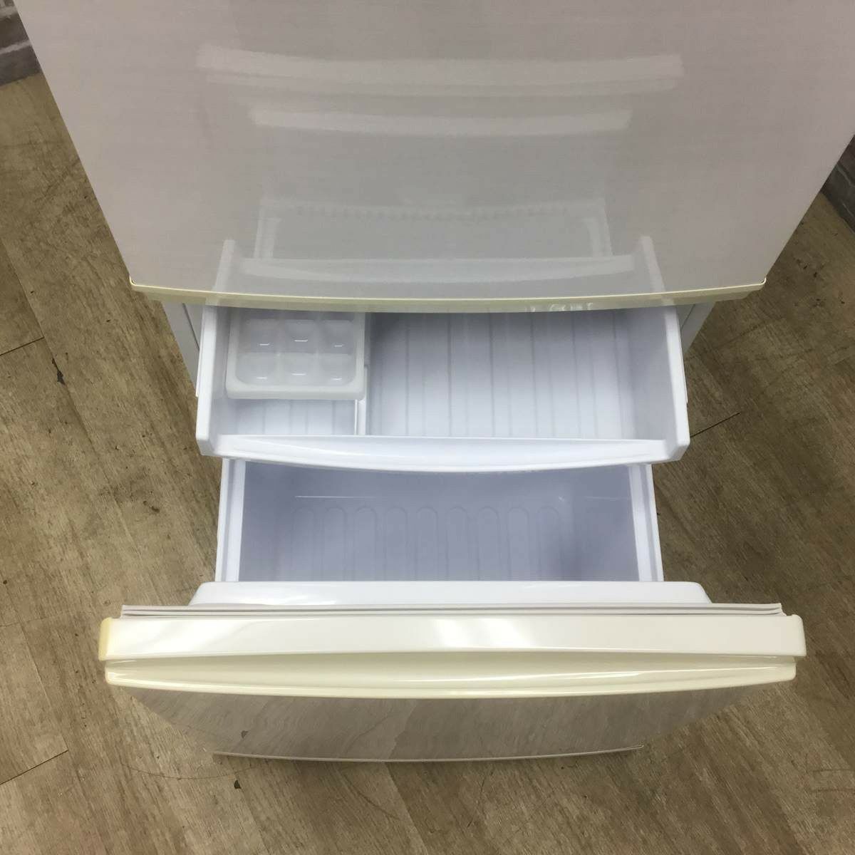 SHARP 冷蔵庫 2ドア 137L どっちもドア SJ-D14C-W 2017年製 | リユース