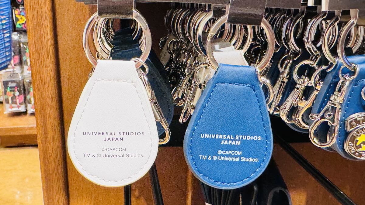 リッカー肩乗せぬいぐるみから3WAYバッグまで、USJバイオハザード