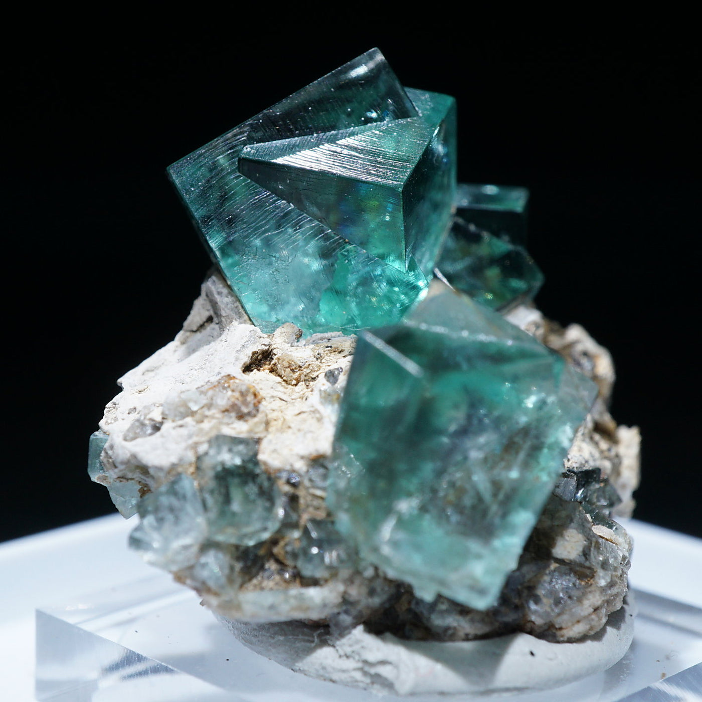 イギリスCement Quarry産 フローライト – 天然石ハッピーギフト