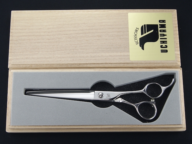 シザーズ内山 UCHIYAMA 美容師用 理容師用 トリマー用 中古シザー
