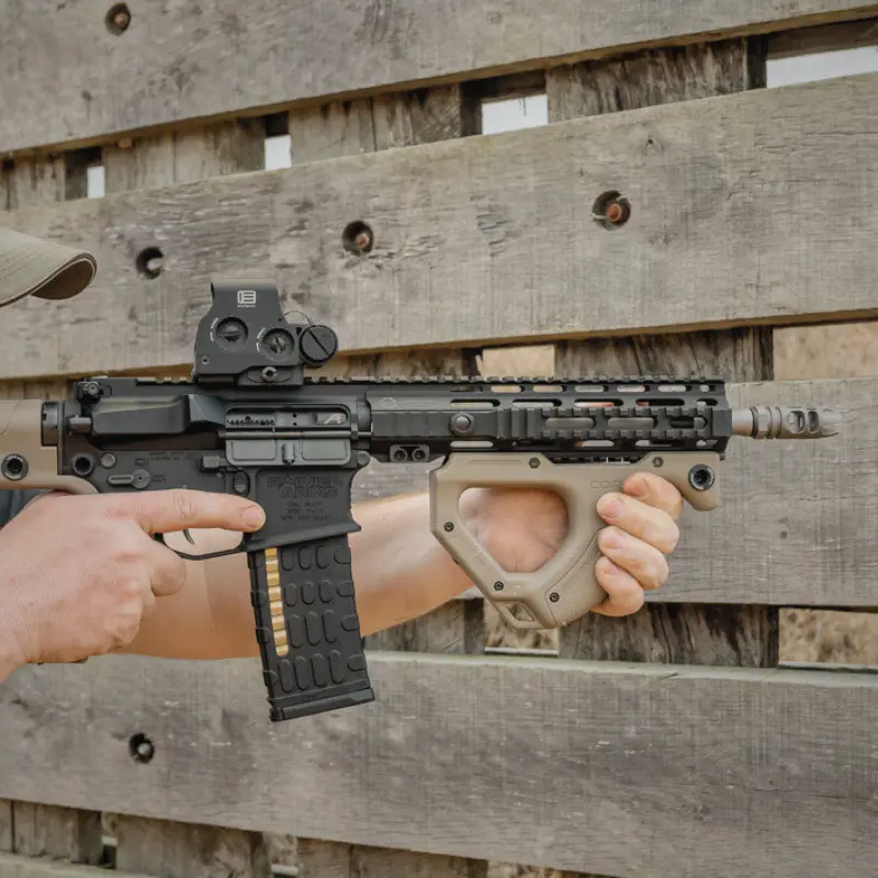 CQR GEN 1.0 (CA) Front Grip BLACK | Hera Arms